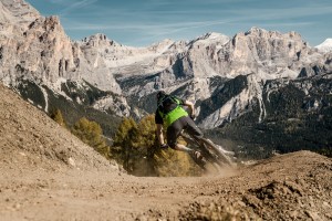 Bike Beats - Alta Badia Trails_by molography 