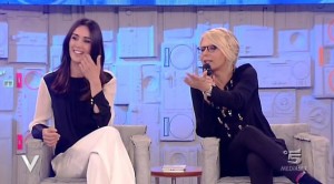 maria_de_filippi_e_maria_de_filippi_conducono_verissimo_speciale_amici