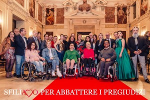 perla hasanaj-sfiliamoxabbatereipregiudizi