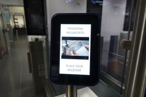 BGY e-gates lettore passaporto
