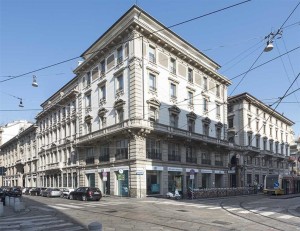Via Armorari 4 milano