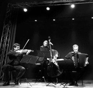 Voyage-trio