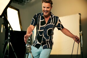 GARY_BARLOW_