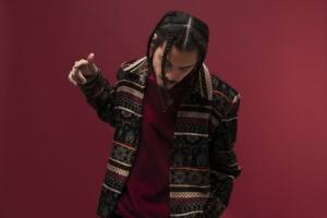 Davide-Shorty-foto-Ambra-Parola_Styling-Aurora-Zaltieri-.